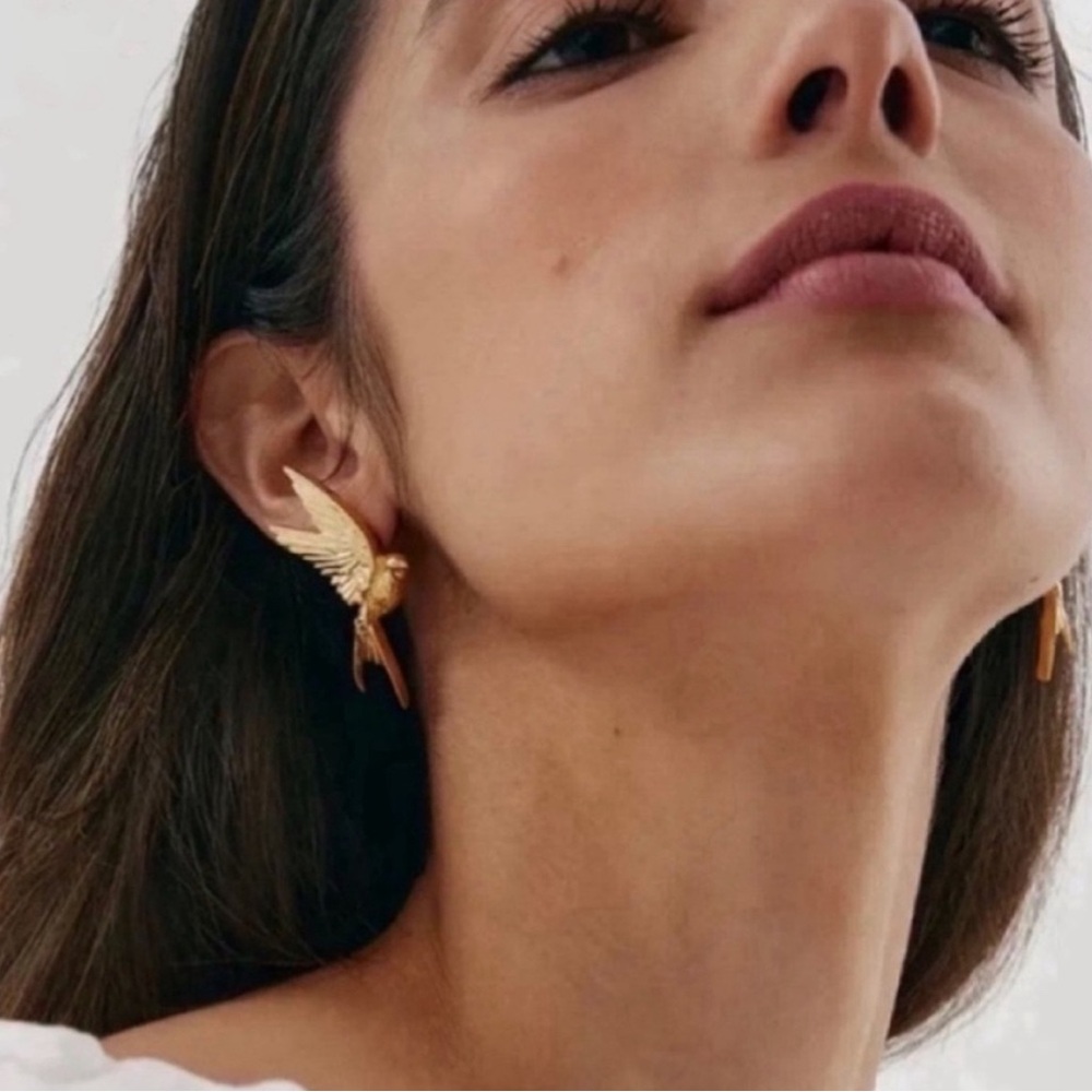 NWOT Zara 14K Gold Plated
Sparrow Bird Earrings - Picture 3 of 6